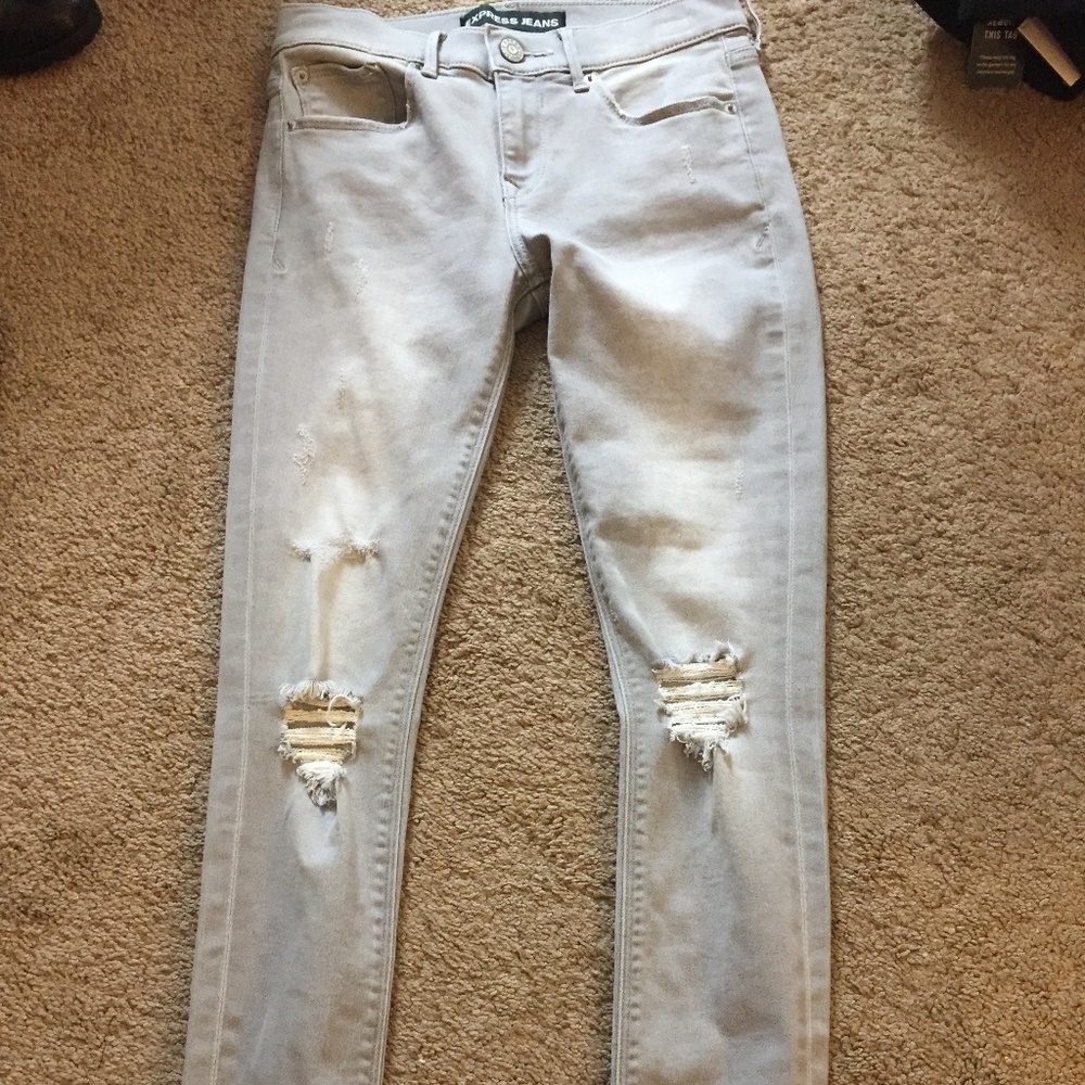 Express Grey Distressed Jeggings